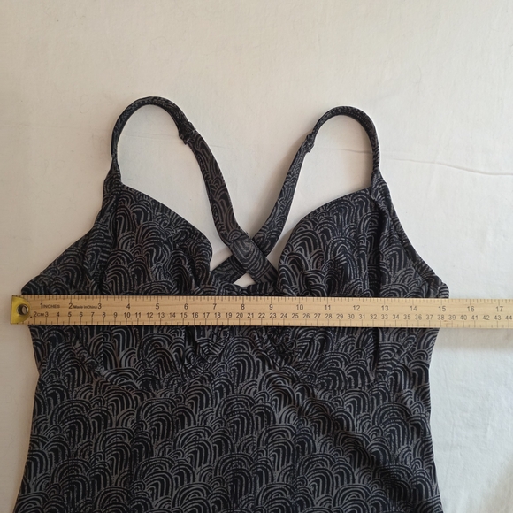 Title Nine Bodacious Takini Swim Top 36D Gray Vacation Cruise Beach Resortwear - Picture 8 of 9